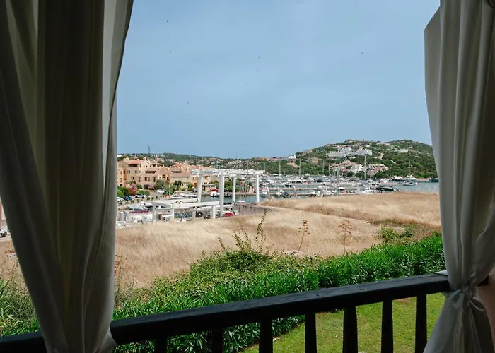 Marina Incantevole Vista Yacht 포르투 세르보